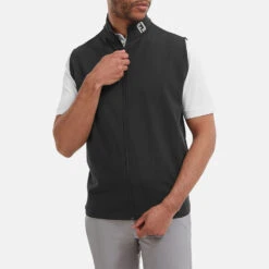 FootJoy Knit Full Zip Golf Vest -FootJ Golf Club Shop FootJoy SS22 Knit Full Zip Golf Vest Black 88455 model 1