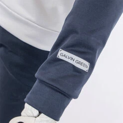 Galvin Green Devlin Insula Golf Hoodie 18 Galvin Green Devlin Insula Golf Hoodie -FootJ Golf Club Shop Galvin Green AW22 DEVLIN HOODED G134273 COOL GREY NAVY Model 5