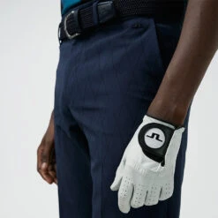 J.Lindeberg Active Argyle Golf Shorts -FootJ Golf Club Shop J.Lindeberg SS22 Active Argyl Golf Short P1345071 Navy Model 3