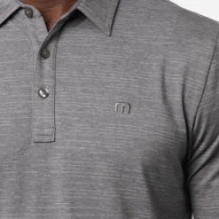 TravisMathew The Heater Golf Polo Shirt Black -FootJ Golf Club Shop Travis Mathew SS21 The Heater Golf Polo Shirt 1MW395 Code SHTRA037 M Sleet Quit Shade model 2