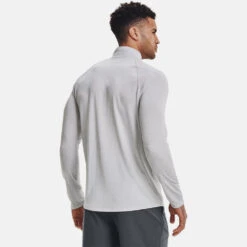 Under Armour Tech 2.0 1/2 Zip Golf Sweater -FootJ Golf Club Shop Under Armour SS20 Tech 2.0 1 2 Zip Sweater 1328495 014 Code SWUND109 Halo Grey White model 3